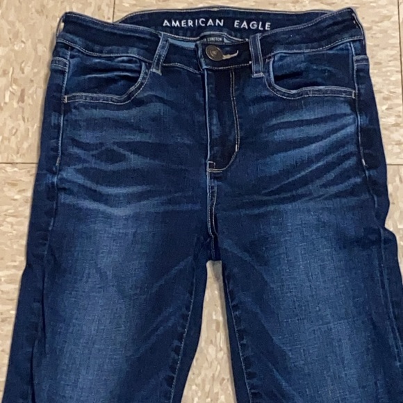 American Eagle Outfitters Super Stretch High-Waisted Jegging in Brilliant Blue 2 - Picture 2 of 13